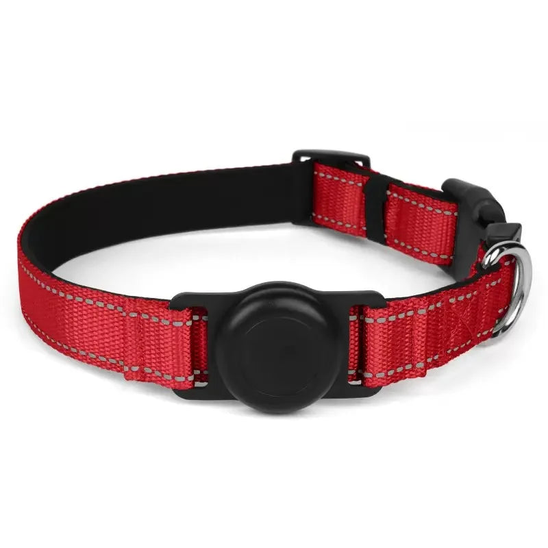 Collier pour chien avec traceur GPS intégré.